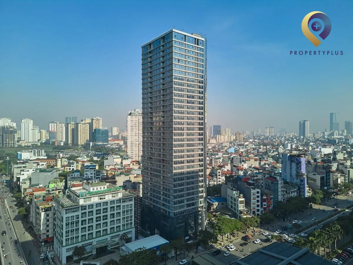 Toàn cảnh tòa nhà Summit Building nhìn từ trên cao tại quận Cầu Giấy, Hà Nội.
